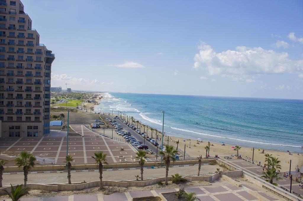 Leonardo Plaza Haifa Quarto foto